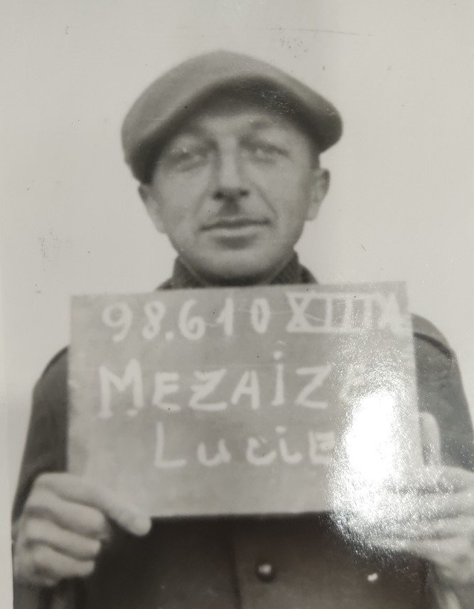 Photos